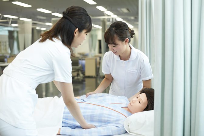 「社会人経験者がうざい」と言われる主な理由は？